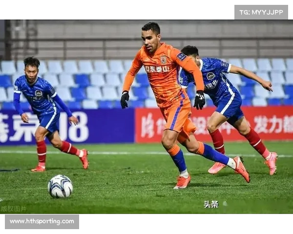 河南嵩山龙门与上海申花上演进球大战，最终以平局收场